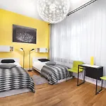 Apartment Pomaranczarnia