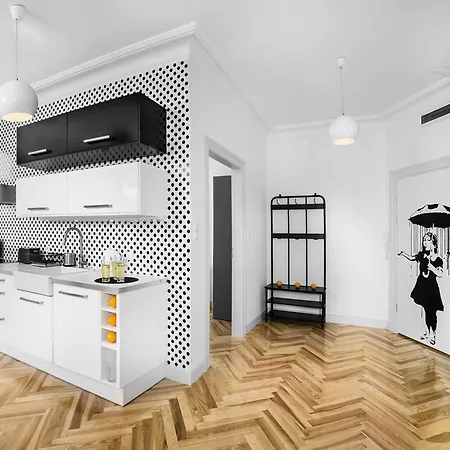 Pomaranczarnia Apartment *