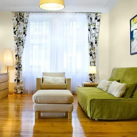 Apartment Pomaranczarnia