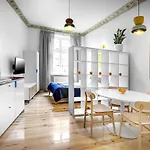 Pomaranczarnia Apartman