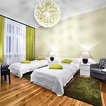 Pomaranczarnia Apartman