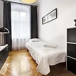 Apartamento Pomaranczarnia