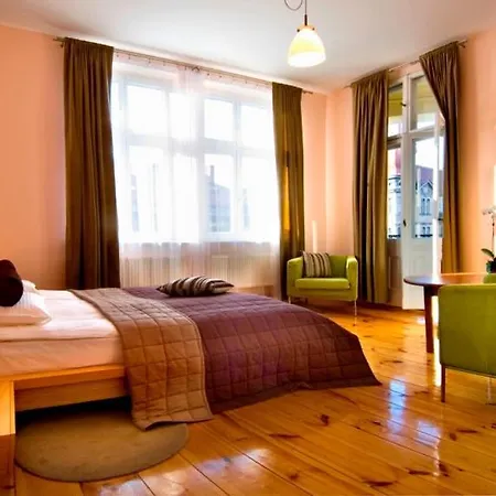 Pomaranczarnia Apartment *
