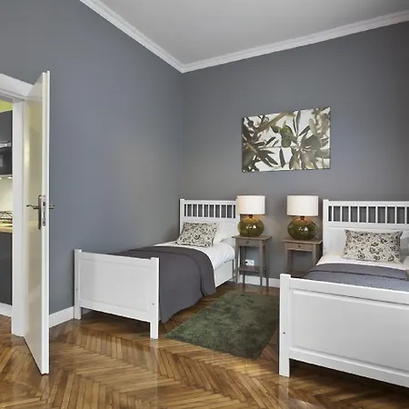 アパルタメンティ ポマランクザルニーア *