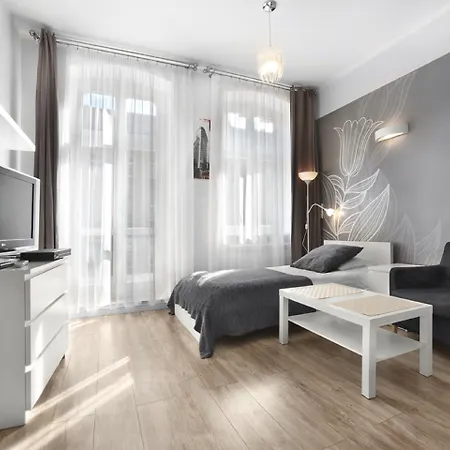 アパルタメンティ ポマランクザルニーア ポズナン